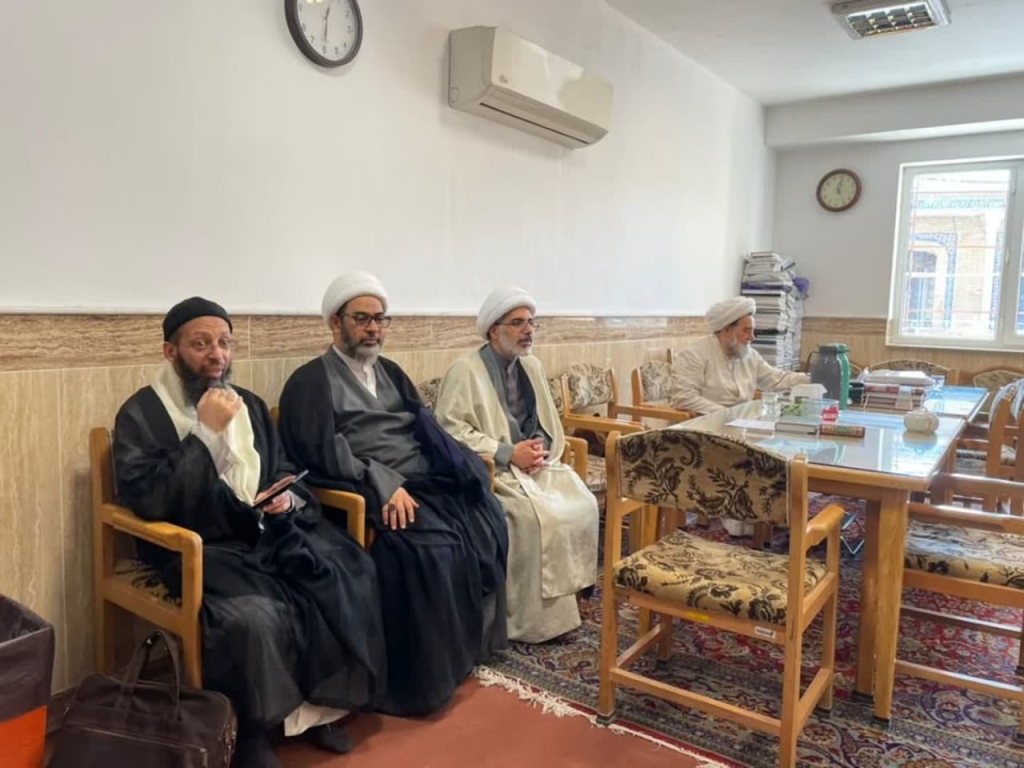 تقرير زيارة مجلس كلية الفقه والأصول لمسؤول قسم الفقه والأصول في المدرسة الحجتية